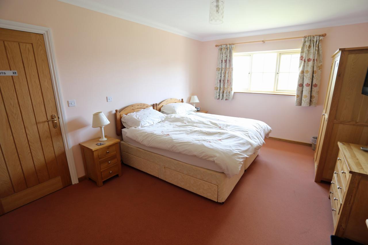 Redlands Farm Bed & Breakfast Stanwick  Экстерьер фото