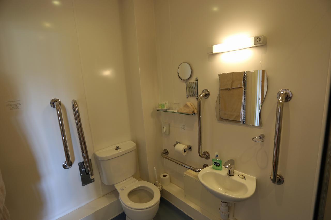 Redlands Farm Bed & Breakfast Stanwick  Экстерьер фото