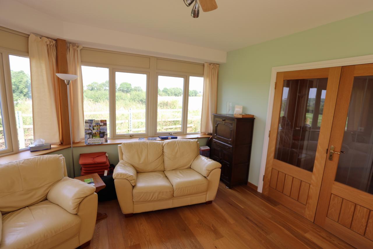 Redlands Farm Bed & Breakfast Stanwick  Экстерьер фото